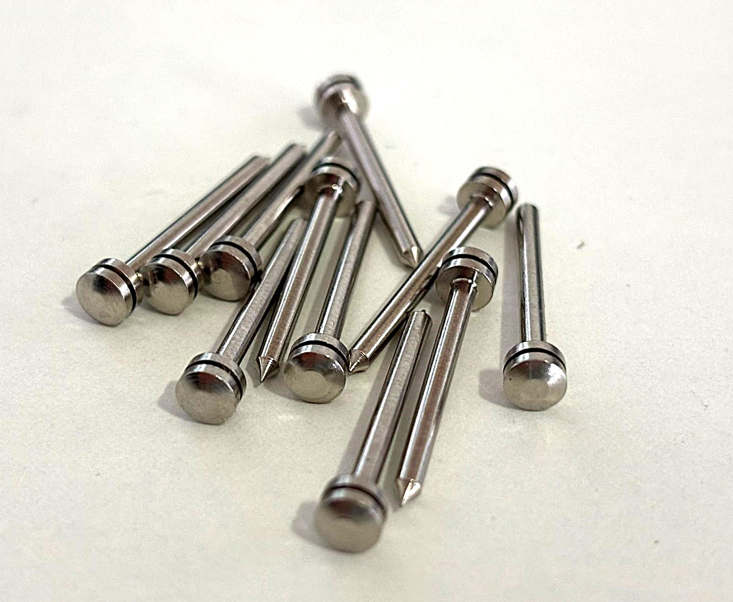 Bellow pins/Cylinder Head. Silver 26*2.